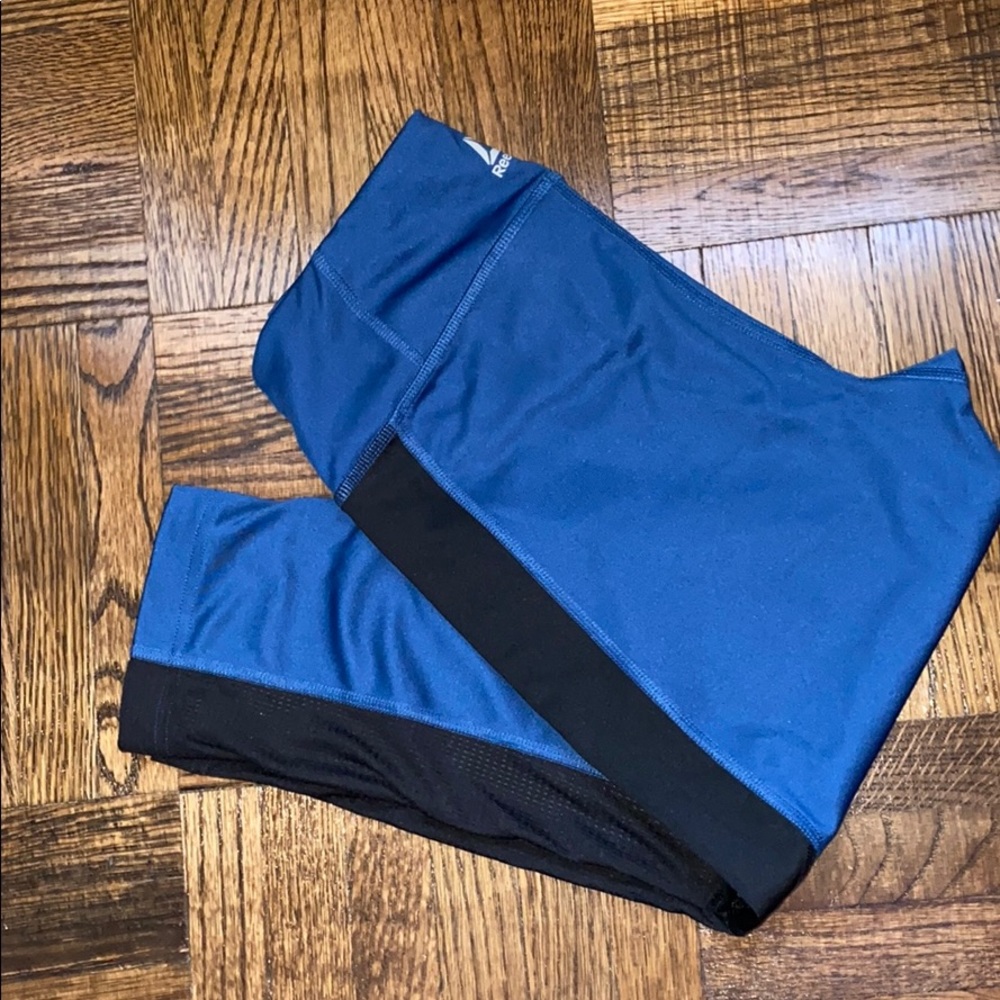 NWOT Reebok speedwick color-block workout capris